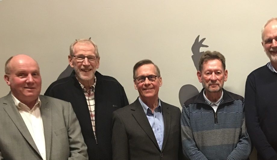 Den stiftende bestyrelse fra venstre Niels Bo Jørgensen, Markvard Hovmøller, Jim Stjerne Hansen, Bent Enig, Jens Chr. Mikkelsen, Jane Kjølbye og Peder Harboe.